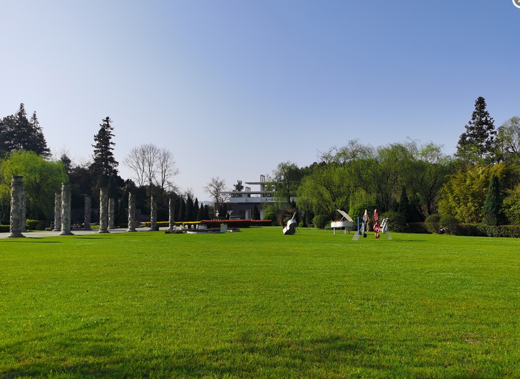 ��԰����